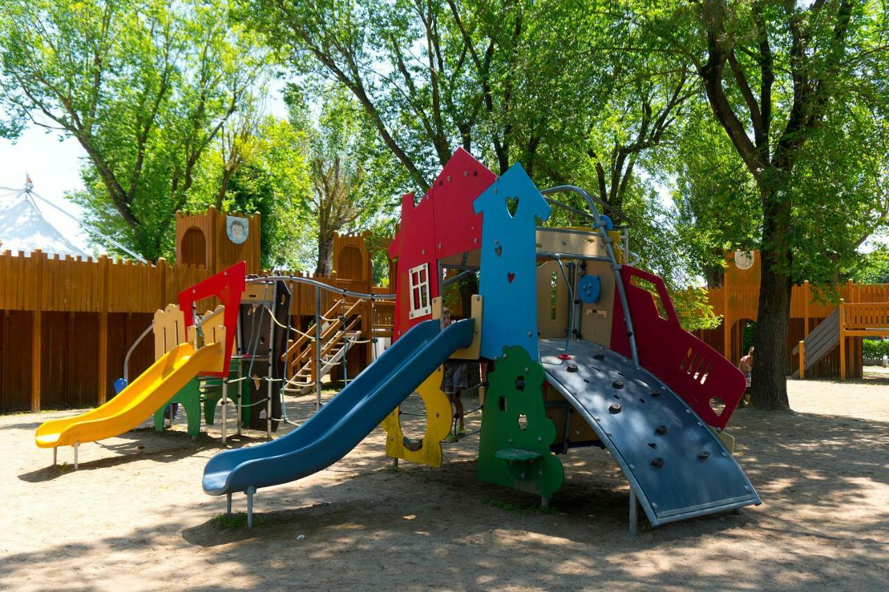 קוואלינו-טראפורטי New Campsite In Camping Ca' Savio מראה חיצוני תמונה